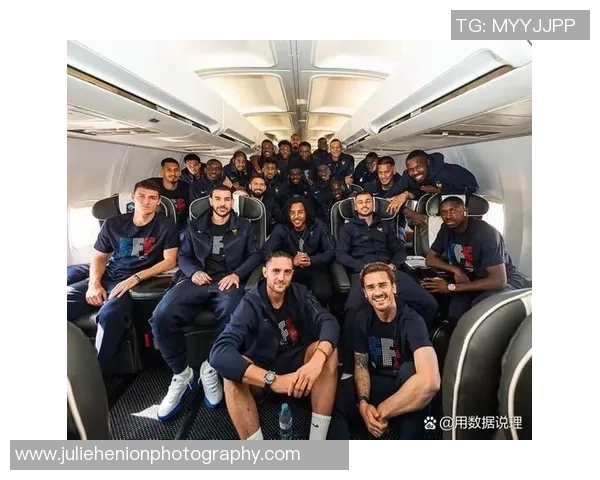 上海足球队战术变革引发热议球迷与专家共同探讨未来发展方向