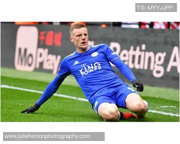 从草根到巅峰足球明星的奋斗与荣耀自传 从草根到巅峰足球明星的奋斗与荣耀自传