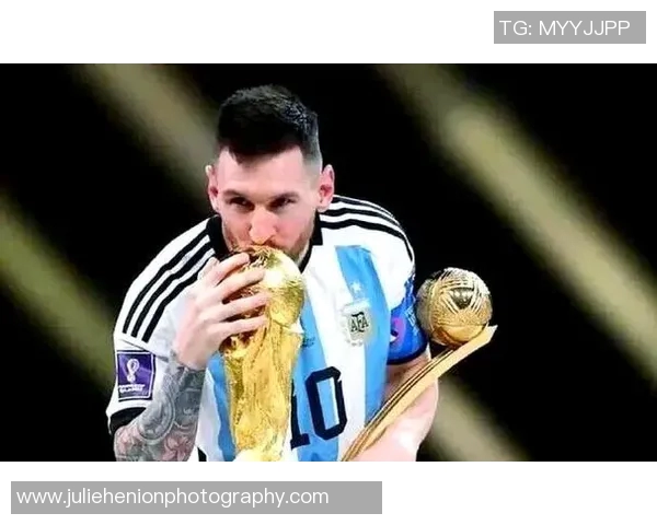 史上最高足球明星的传奇之路与辉煌成就全解析