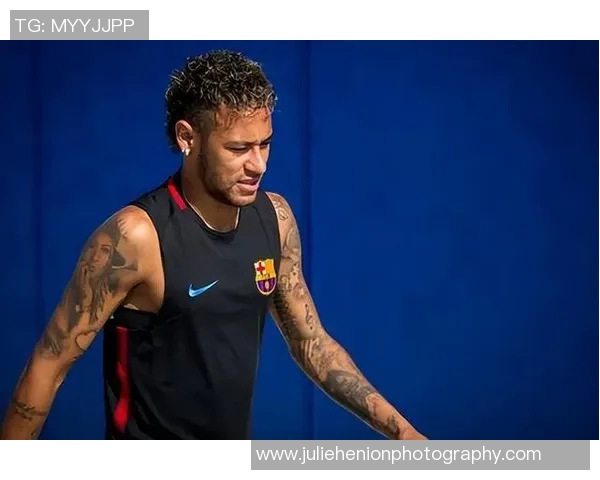 足球明星名字纹身图案男士选择指南与设计灵感分享 足球明星名字纹身图案男士选择指南与设计灵感分享