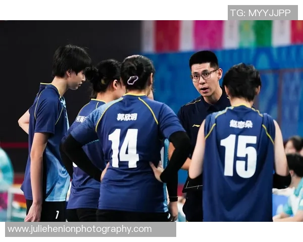 排球热点：解读重庆排球队的转换