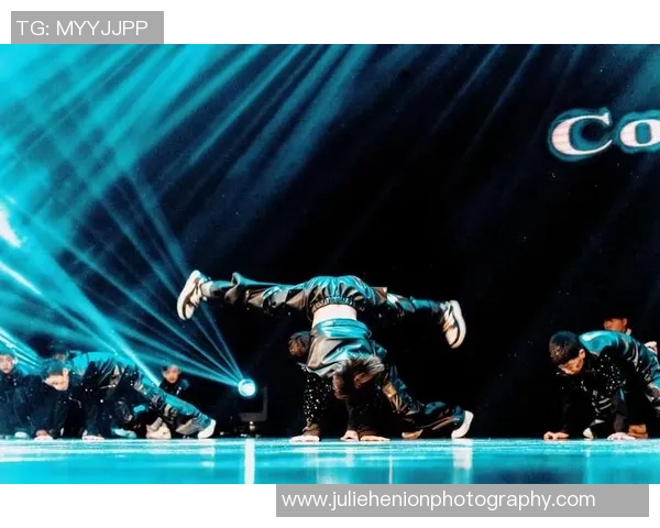 街舞焦点:武汉街舞队的灵活性探讨_1